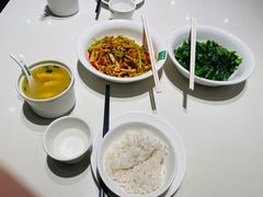 -绿草地·湘菜(7mall店)