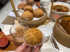 酥皮山楂叉烧包-蔡澜点心·粤菜(月星环球港店)