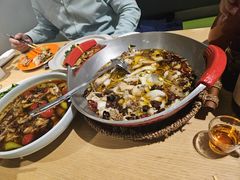 -渝信川菜 · 川味家常菜(财富购物中心店)