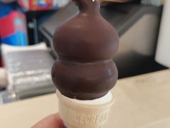 双球巧克力脆皮甜筒-DQ·蛋糕·冰淇淋(合生汇店)