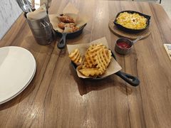 -必胜客(WOW梦之城店)