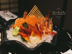 -山川小町·极番烧肉(新地假日广场店)