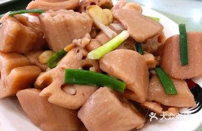 Lotus Root with Braised Pork Belly
