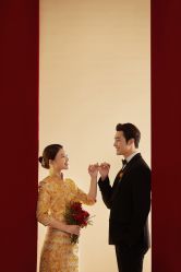 -喜爱高定婚纱摄影