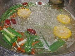 -贵府酸汤牛肉火锅·贵州老字号(飞山街店)