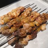 夜晚的美食探店之旅