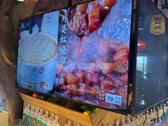 -头上红煨盐鸡·非遗院子餐厅