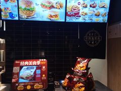 -肯德基(中纬店)