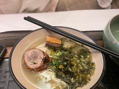 -新盈光·云会所(百丈东路店)
