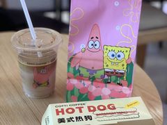 爆浆芝士热狗-库迪咖啡(越秀公园地铁站店)