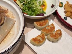 -八府香鸭·啫啫煲(华山路店)