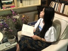 -斯多格书乡(北京大学畅春园店)