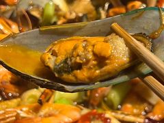 青口贝-七欣天香辣蟹火锅(武义壶山广场店)