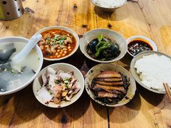 -九九豆花馆(解放碑步行街店)