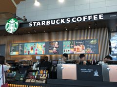 -星巴克(浦东机场T2到达店)