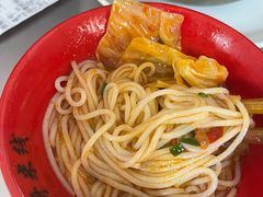 -铁锅哥米线