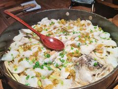 香茅啫鲈鱼-啫两手·啫啫煲·小饭堂(龙城万科里店)