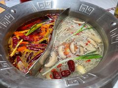 -大芊金重庆串串火锅(南京路店)