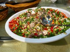 -兔行天下-鸿鹤鲜锅兔(中海国际店)