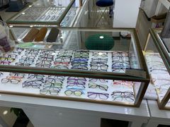 -三叶眼镜城·好视力眼镜店