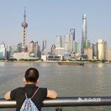 趁着儿童节到南京路，一路逛到那里