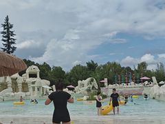 -太阳岛沙滩泳场水上乐园