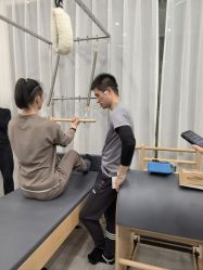 -亚太瑜伽普拉提学院