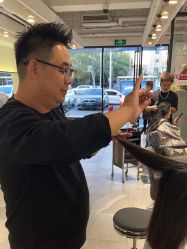 -LJOY丽锦造型·烫发染发