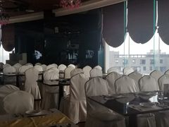 -荣誉国际酒店-云顶旋转餐厅