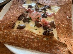 鸡蛋蘑菇熏肉荞麦可丽饼-RAC BAR(安福路店)