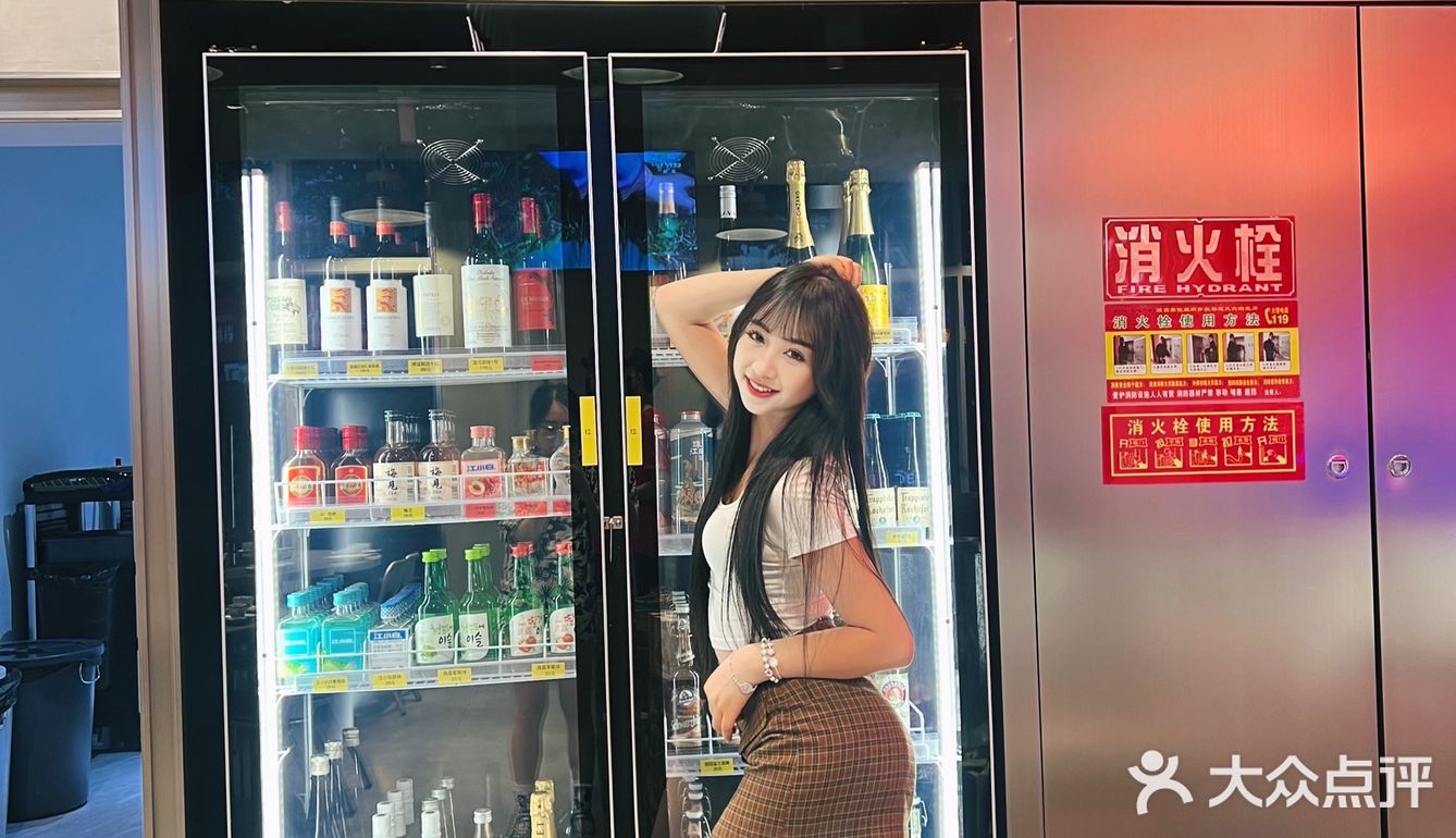 成都新店|港式复古大排档 凉拌鱼皮绝爆了