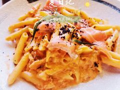 奶油烟熏三文鱼斜管面-PIZZA BIANCA(万象城店)