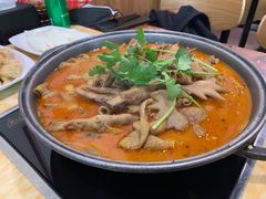 -彭记铁锅肥肠(东四总店)