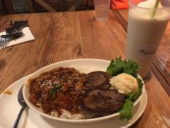 -玛格萝妮(汇智国际商业中心店)