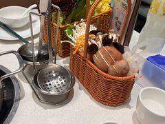 -煲王粤菜餐厅(中侨中心店)