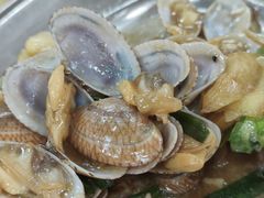 -霞涌市场海鲜摆卖区