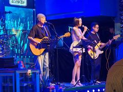 -Famous肥猫墨西哥音乐餐吧(五棵松华熙LIVE店)