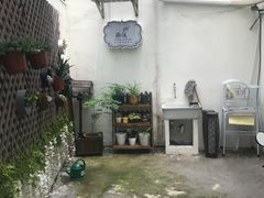 -燕庭·纯燕窝·甜品下午茶(南京西路店)