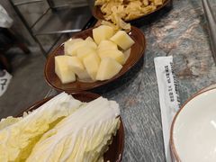 -三里屯土灶炖公鸡地锅鸡(江东店)