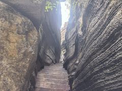 -梭布垭石林景区