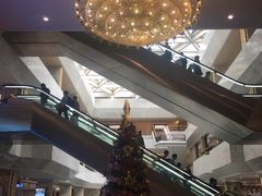 -广东大厦酒店(广州北京路步行街纪念堂地铁站店)
