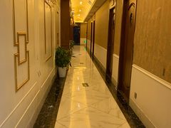 -尚足影院式足疗·住宿·美食(解放碑店)