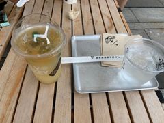 -奇醜的猴子咖啡(财信广场店)