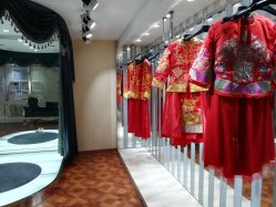 -易摄影婚纱摄影工作室