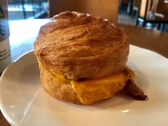-星巴克(杭州西湖银泰1F店)