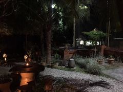 -乌托邦酒吧和餐厅