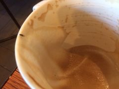 脏，到处是虫子飞。-星巴克臻选(重庆沙坪坝店)