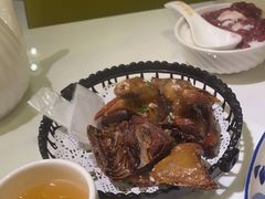盐焗乳鸽-清晖小苑•顺德地方菜(壹海城店)