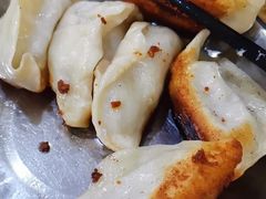 -黄阿姨锅贴大王(万航渡路店)