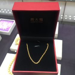 -周大福 CHOW TAI FOOK(新世界百货崇文店)